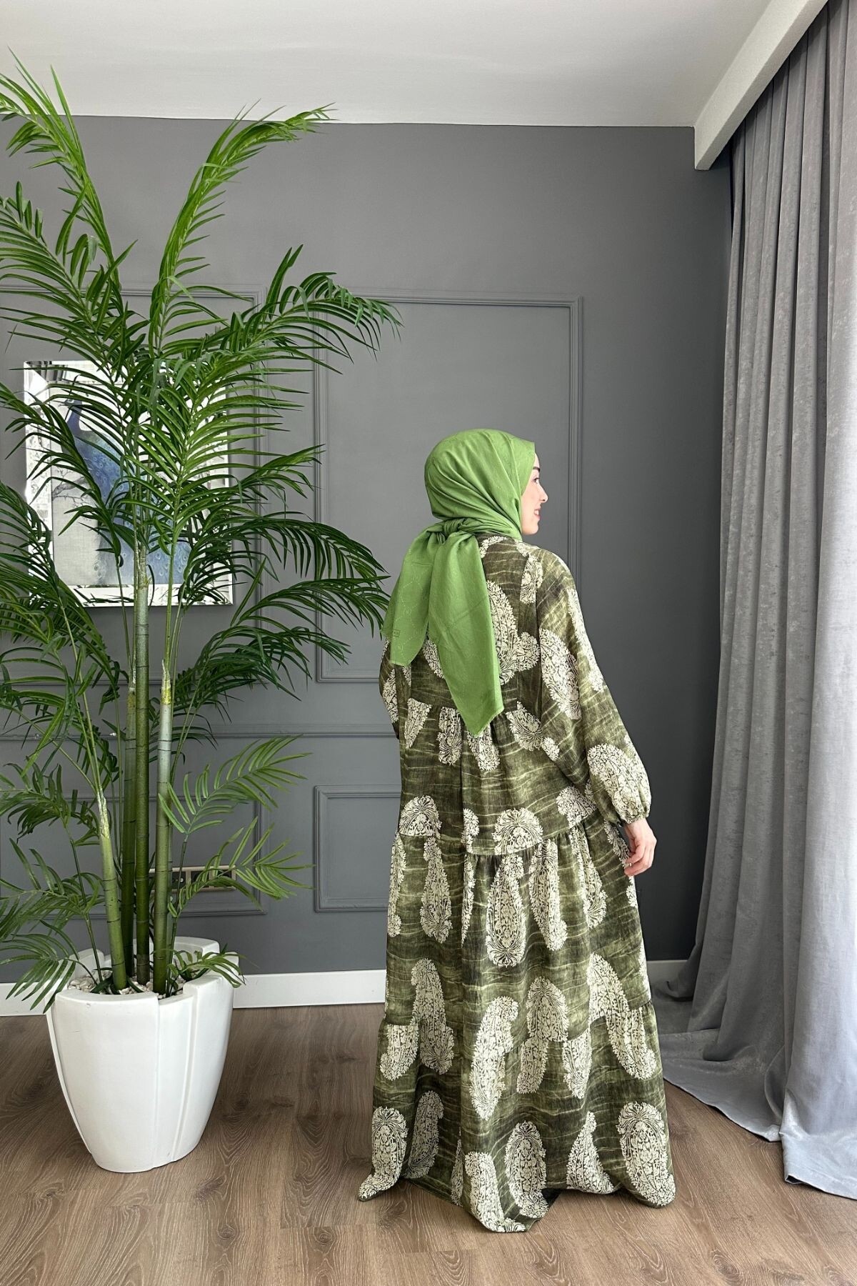 AKASYA MODEL MANGO KUMAŞ  ELBİSE YEŞİL