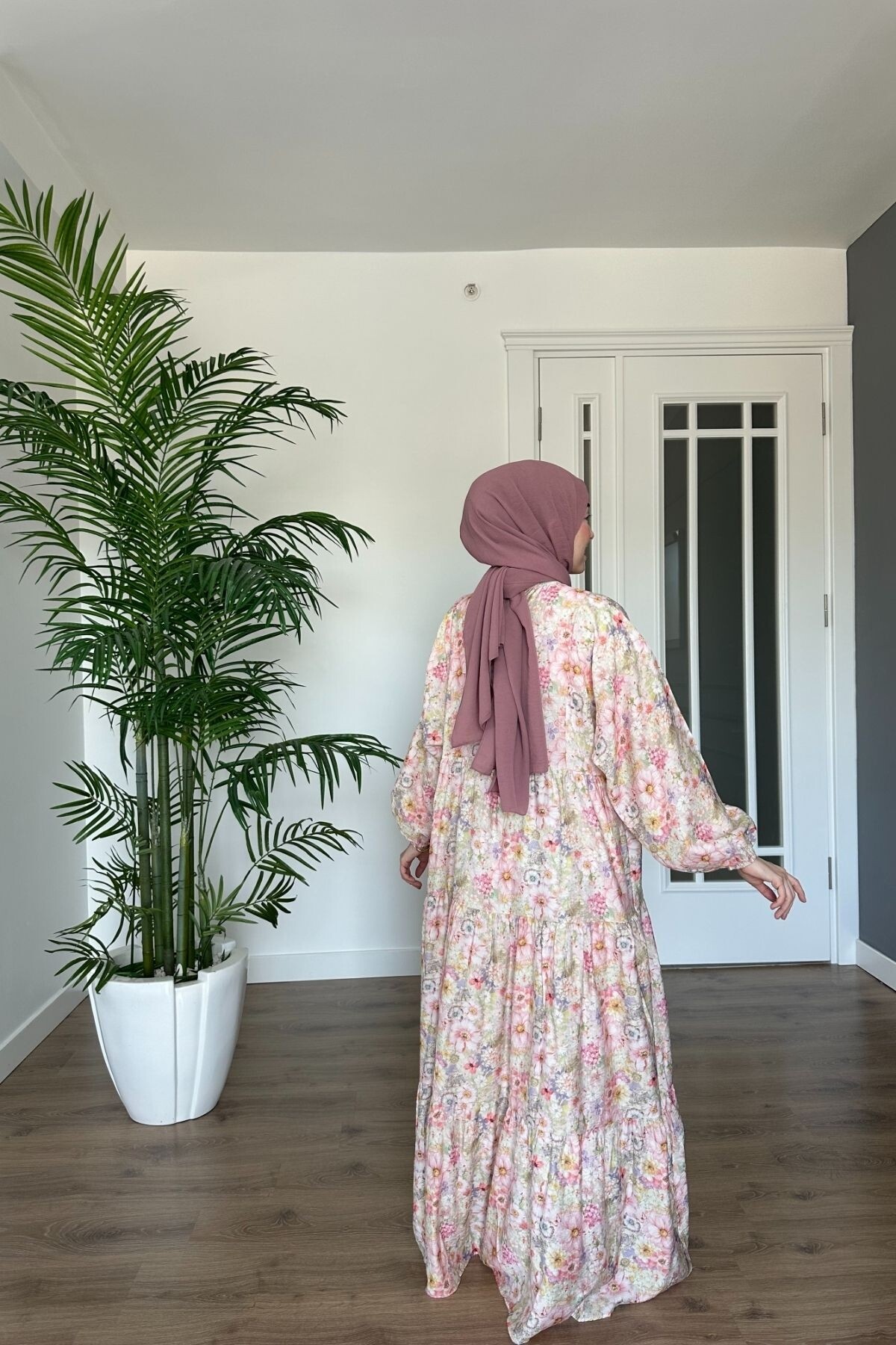 BAHAR MODEL MANGO KUMAŞ ELBİSE