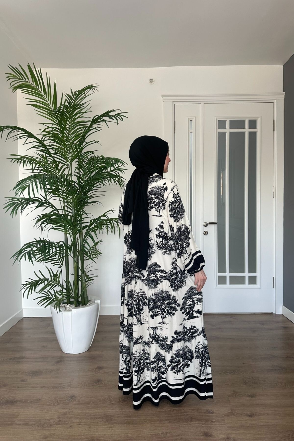 ÇAM MODEL MANGO KUMAŞ ELBİSE SİYAH