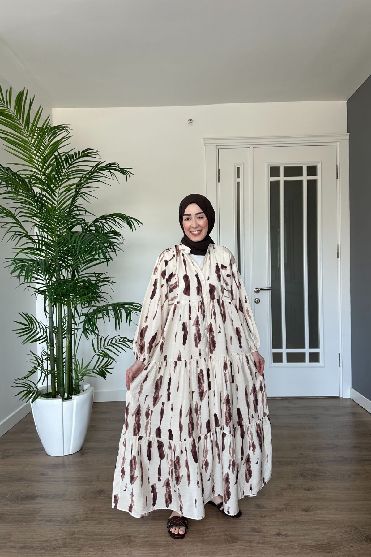 DAMGA MODEL MANGO KUMAŞ ELBİSE KAHVE