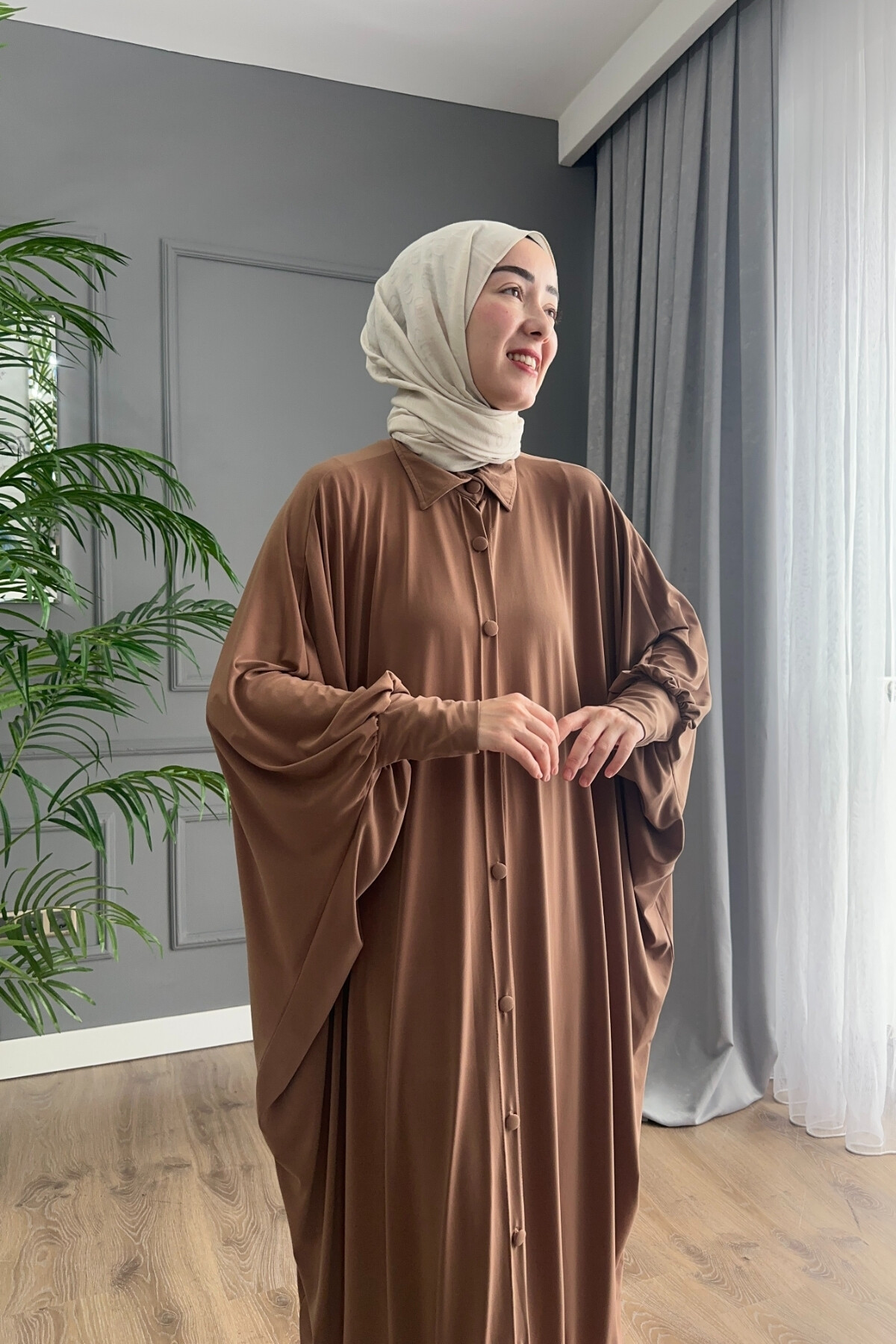 DÜĞMELİ FERACE ELBİSE 1723 CAMEL