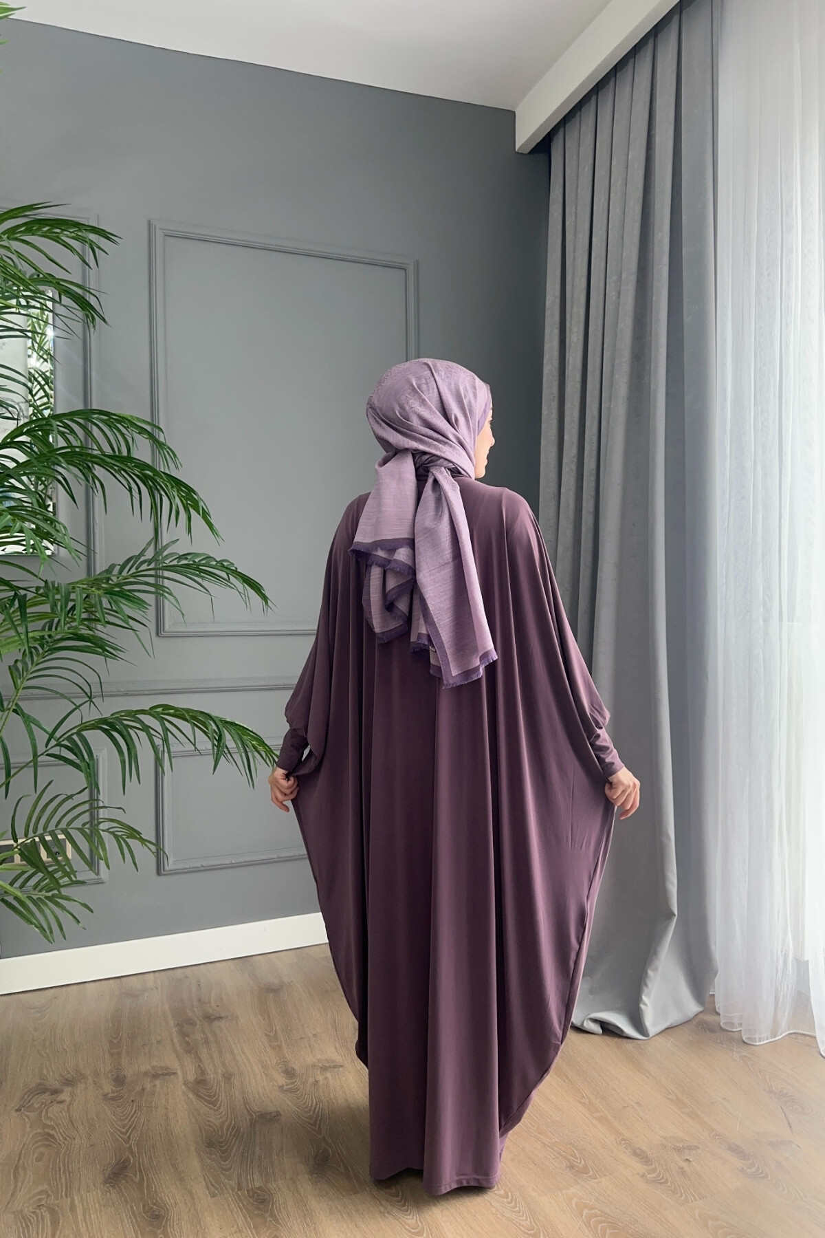 DÜĞMELİ FERACE ELBİSE 1723 GÜL