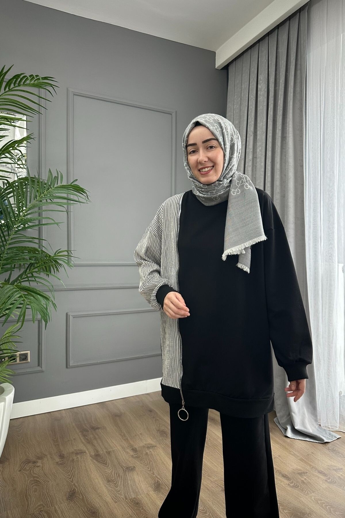 EMİLY MODEL FERMUARLI EŞORTMAN TAKIM 2019 SİYAH