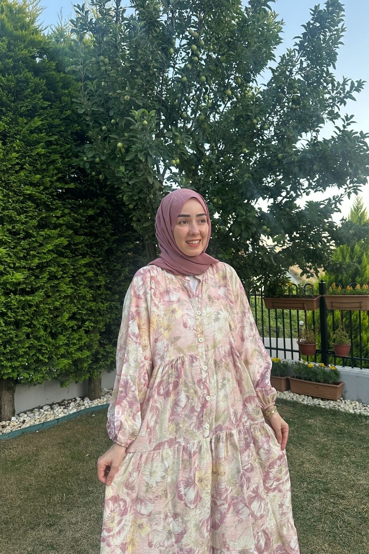 FRECİA MODEL MANGO KUMAŞ ELBİSE PUDRA