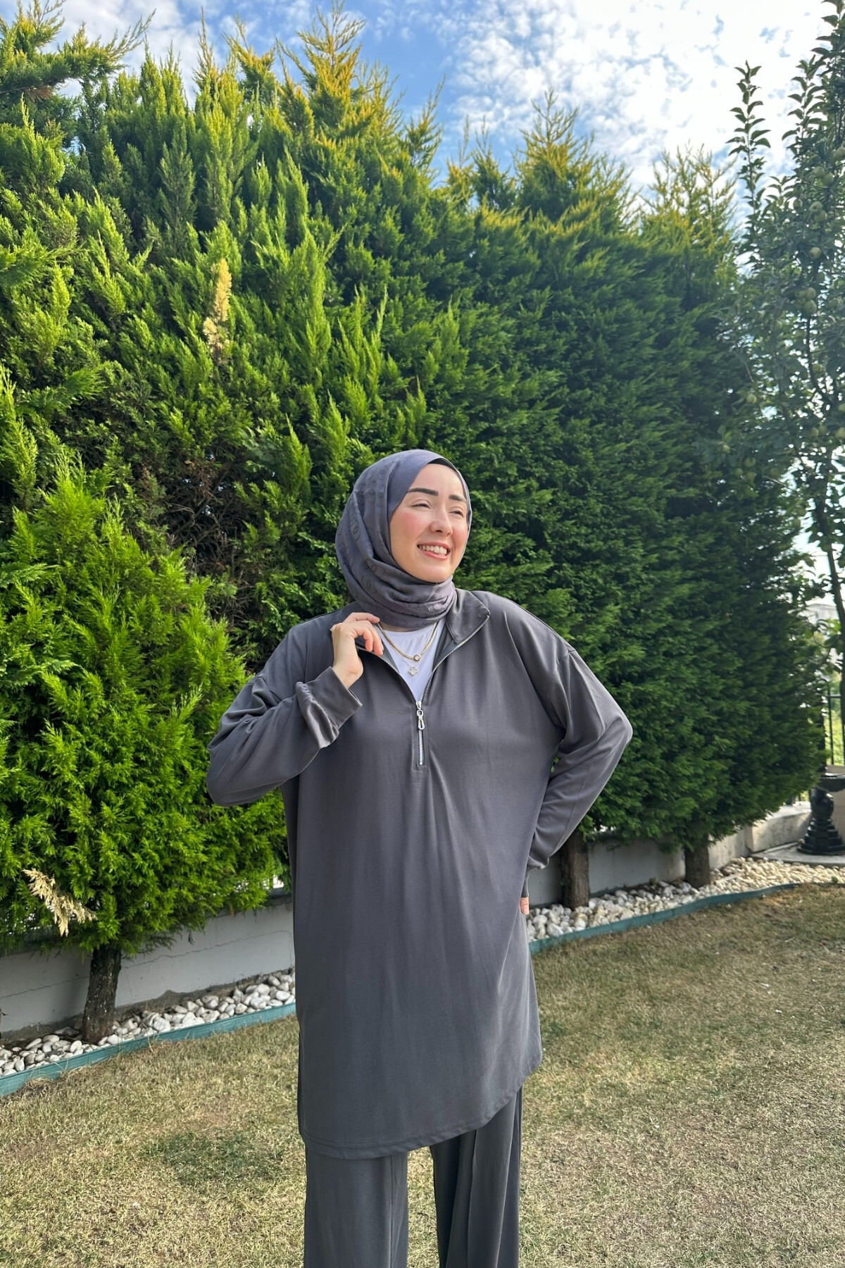 İNCİ MODEL FERMUARLI OYSHO TAKIM ANTRASİT