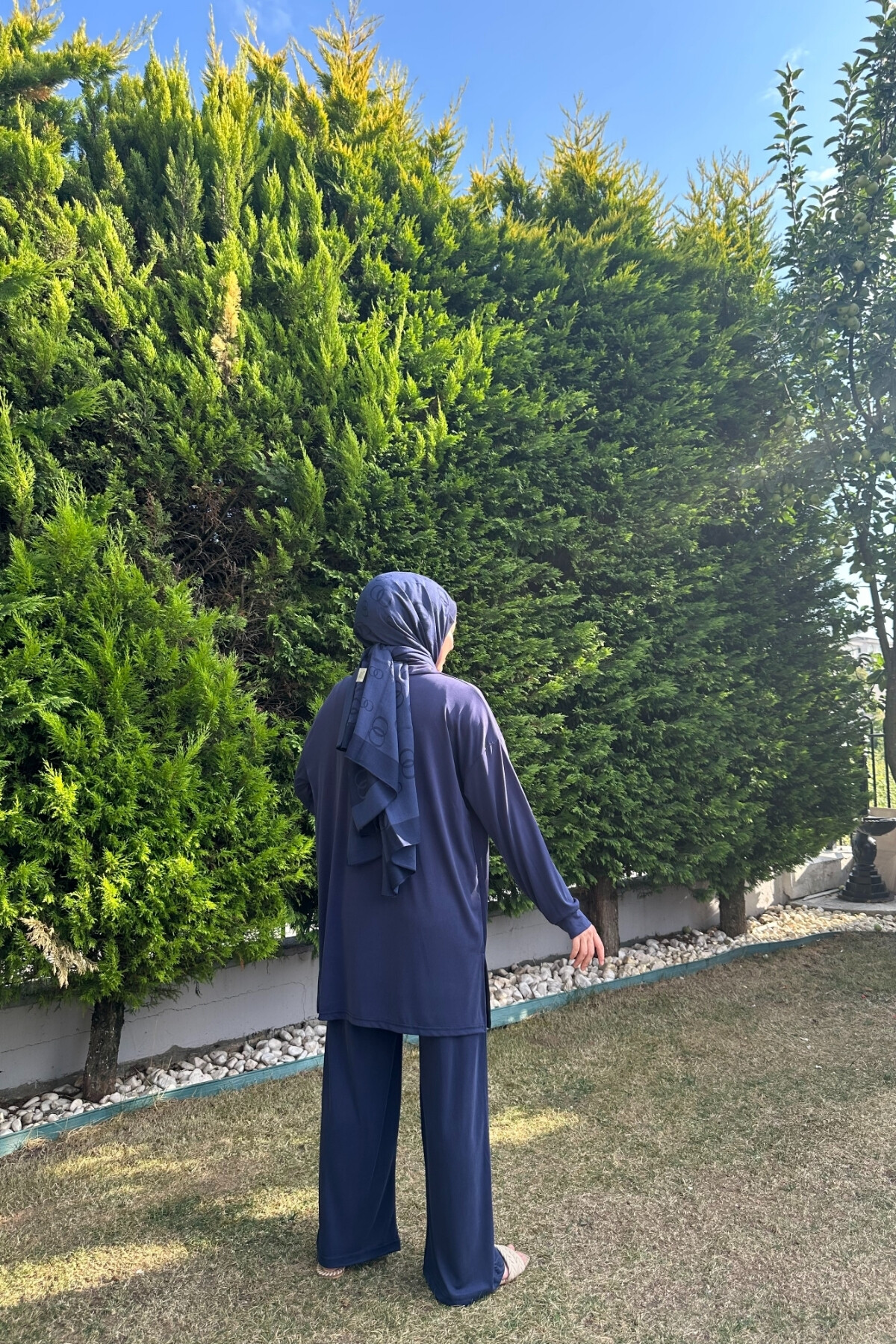 İNCİ MODEL FERMUARLI OYSHO TAKIM LACİVERT