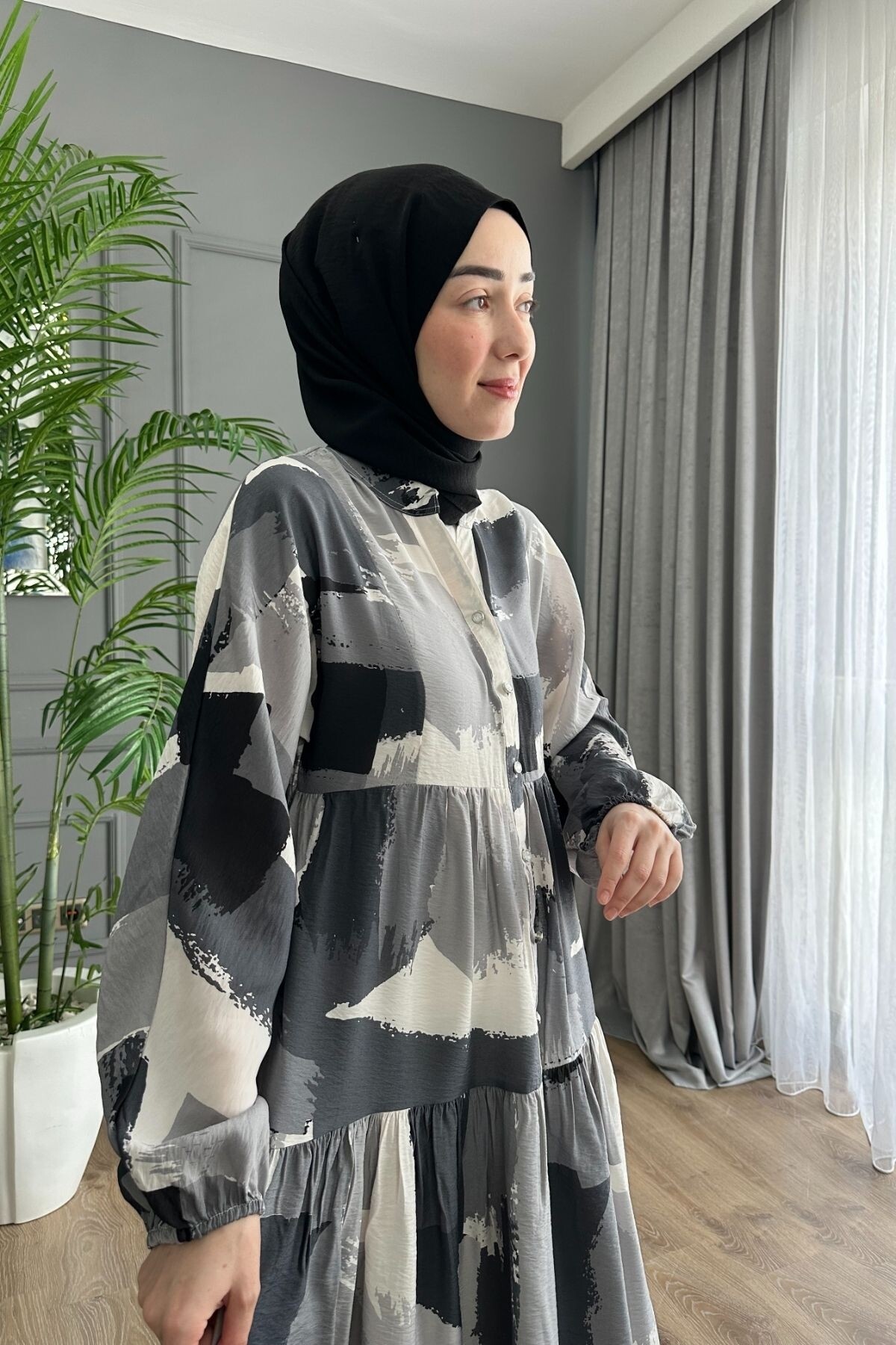 LENA MODEL MODAL KUMAŞ  ELBİSE SİYAH ÖN SİPARİŞ