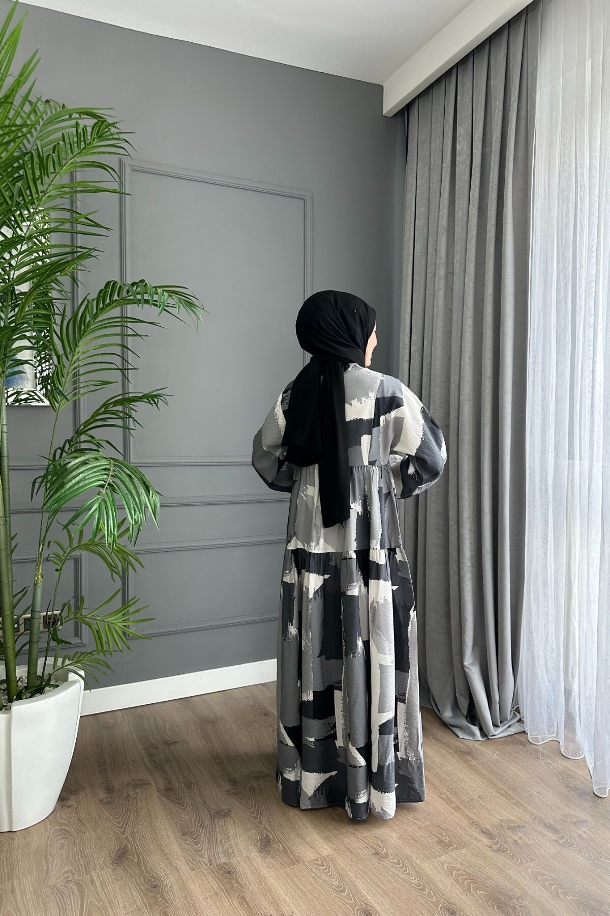 LENA MODEL MODAL KUMAŞ  ELBİSE SİYAH ÖN SİPARİŞ