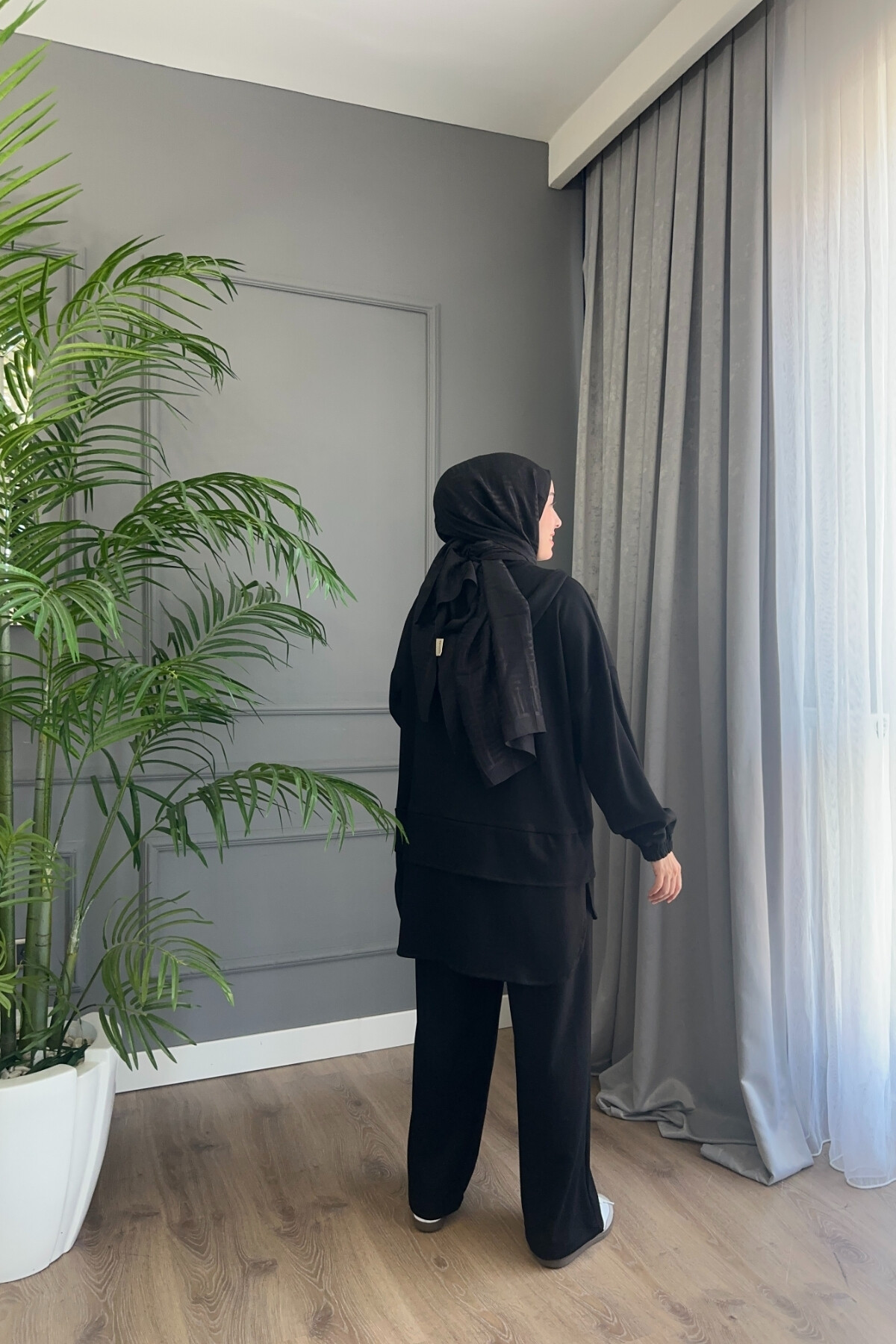 MİAMİ MODEL KALIN OYSHO TAKIM SİYAH