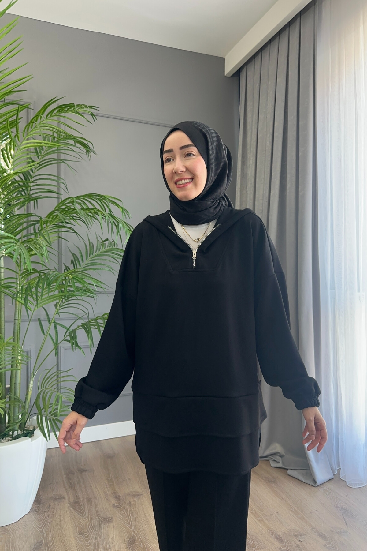 MİAMİ MODEL KALIN OYSHO TAKIM SİYAH