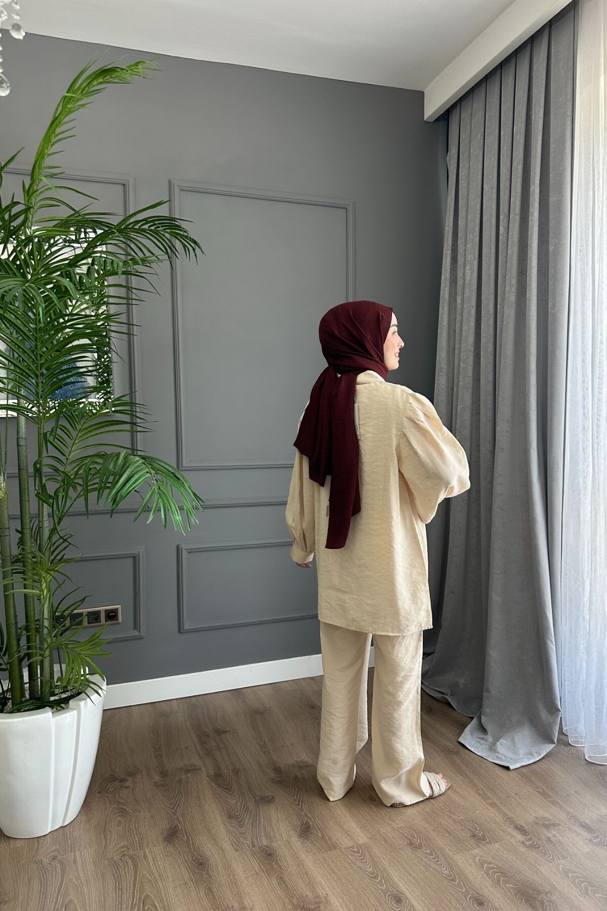 MODAL KUMAŞ DÜĞMELİ TAKIM 3026 TAŞ