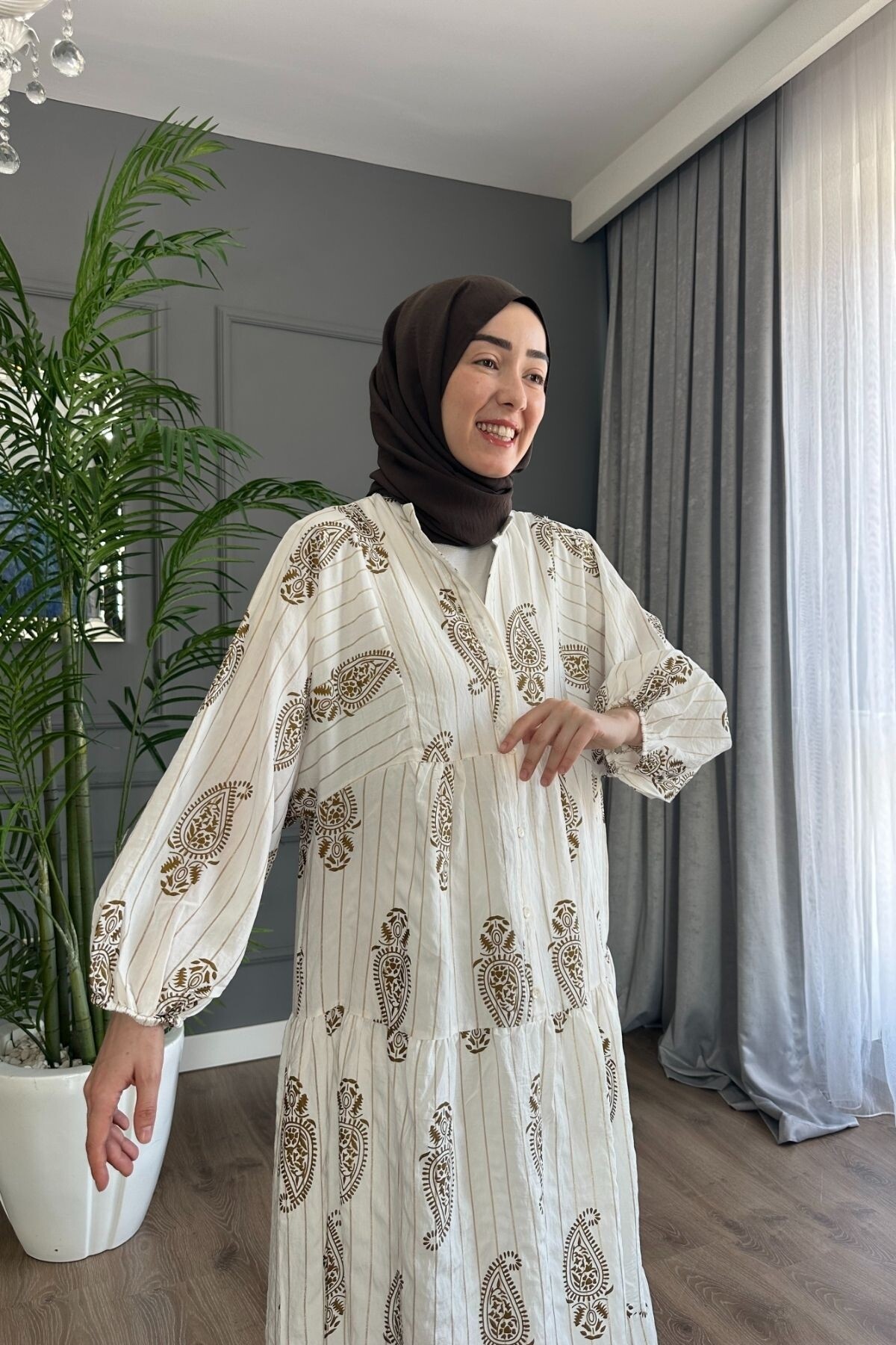 SWAN MODEL MANGO KUMAŞ ELBİSE