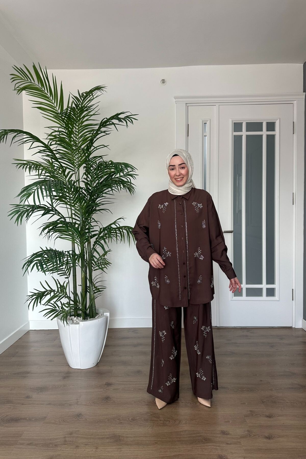 MUADİL PREMİUM TAŞLI TAKIM 2088 KAHVE