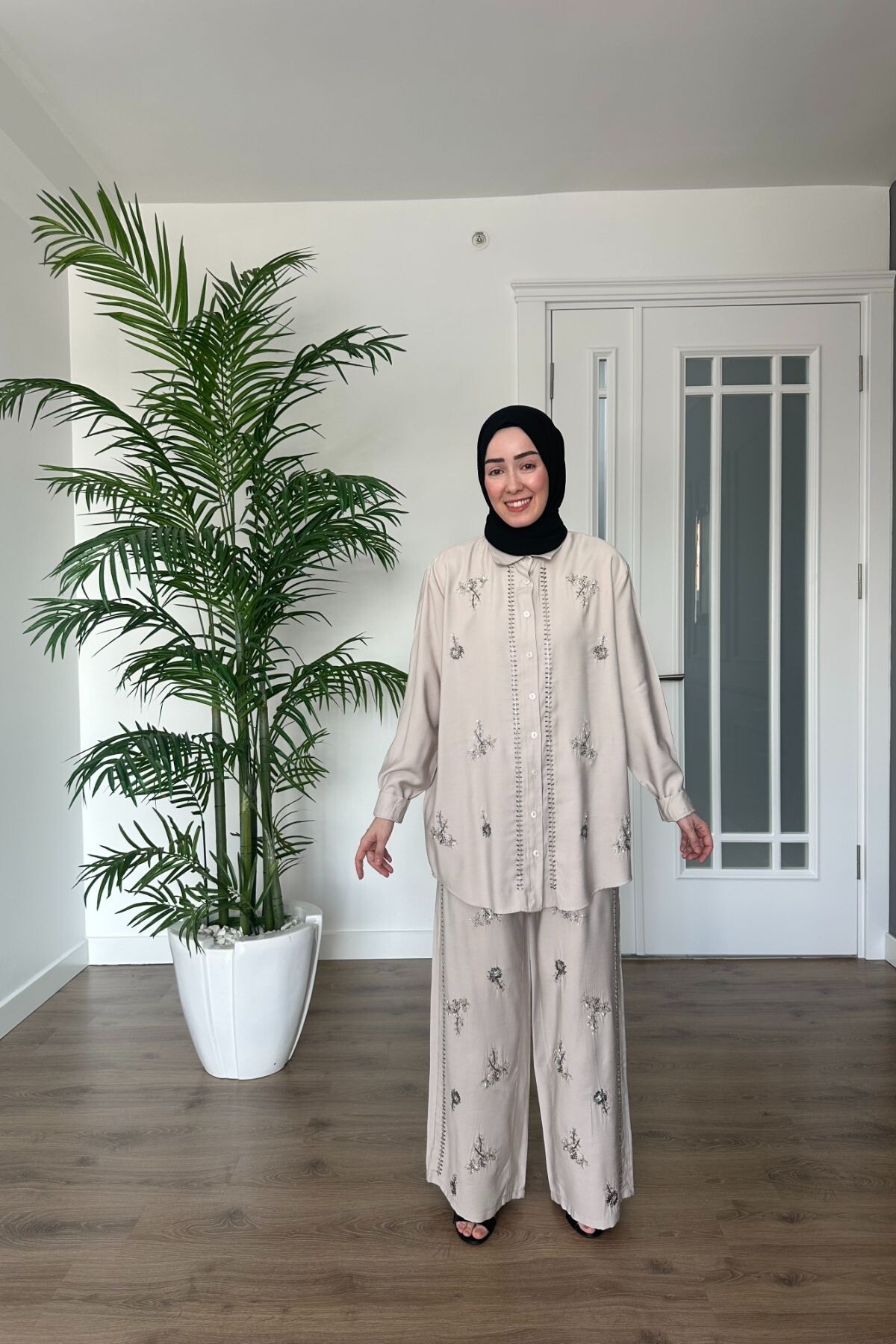 MUADİL PREMİUM TAŞLI TAKIM 2088 TAŞ