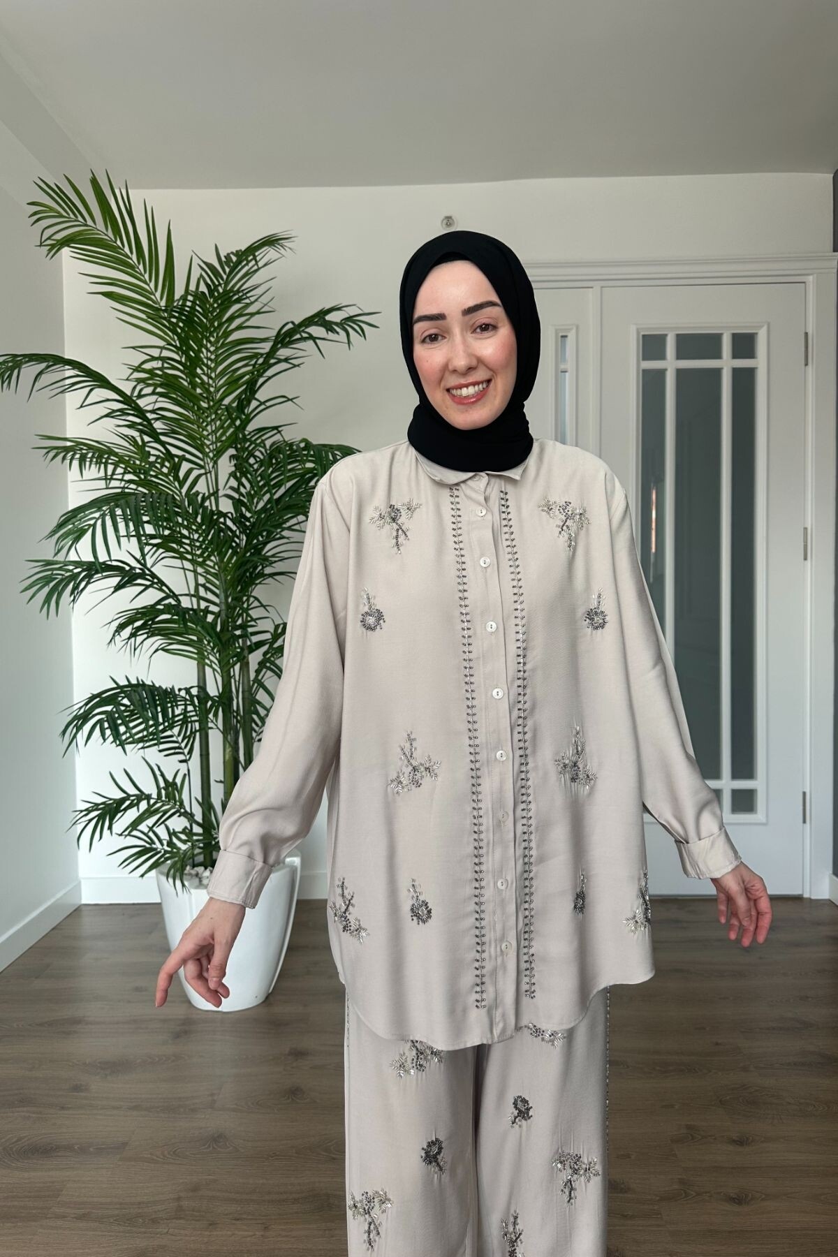 MUADİL PREMİUM TAŞLI TAKIM 2088 TAŞ