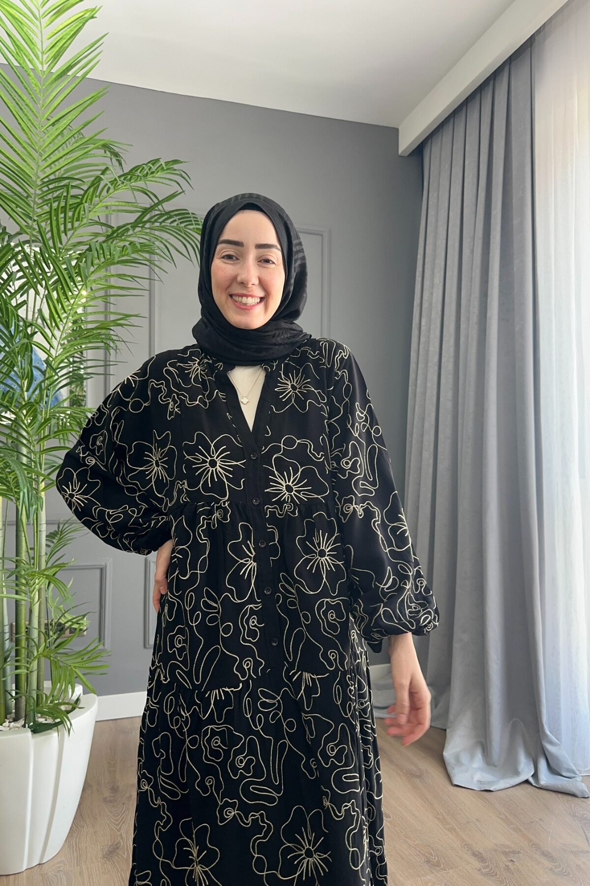 NATUREL MODEL KETEN KUMAŞ ELBİSE SİYAH