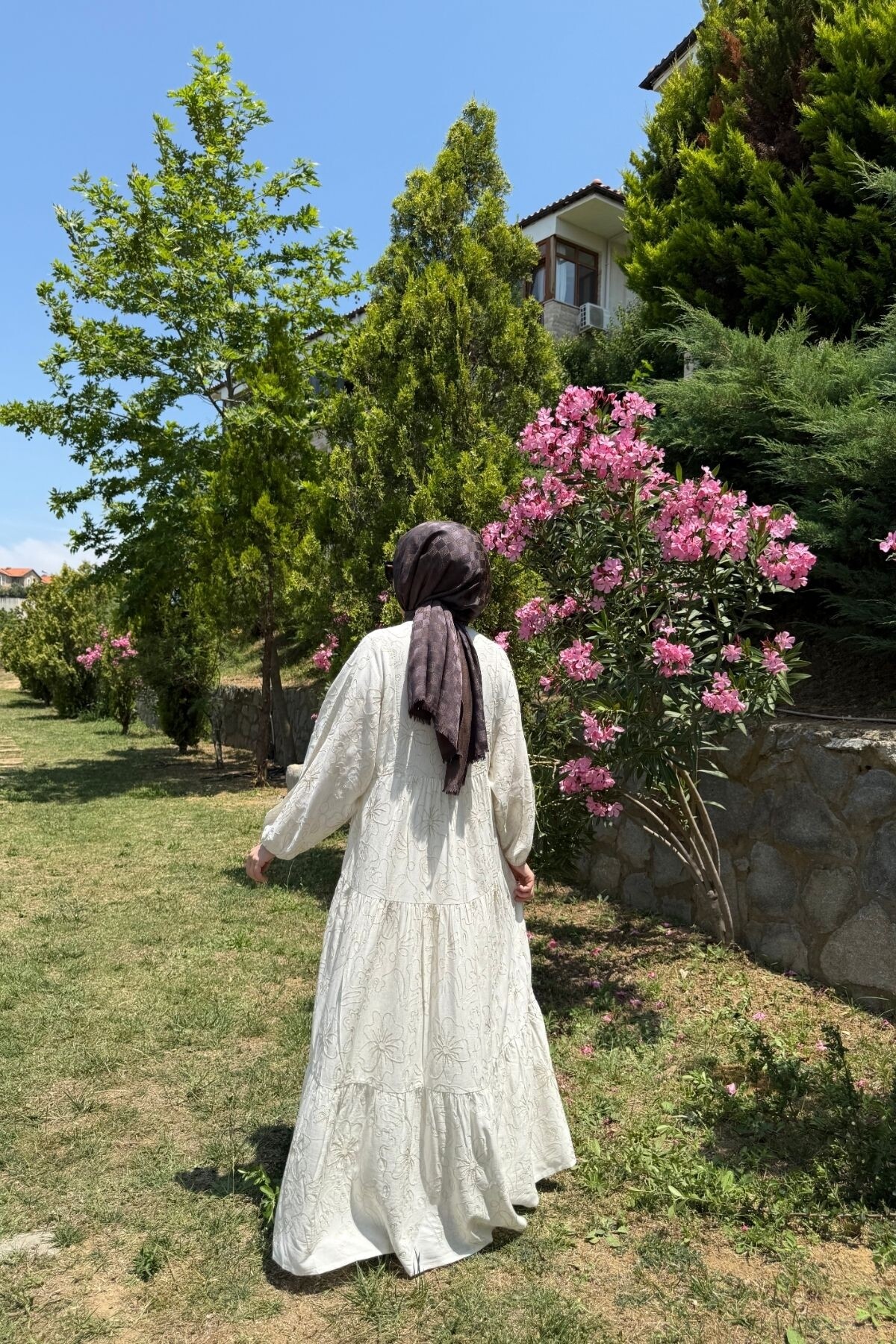 NATUREL MODEL KETEN KUMAŞ ELBİSE BEJ