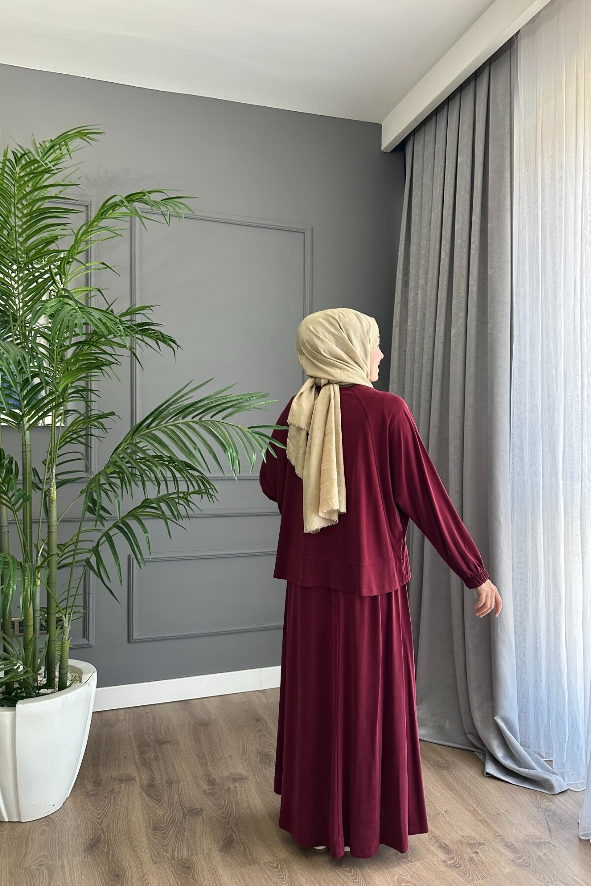 ONİKS MODEL OYSHO ETEKLİ TAKIM BORDO