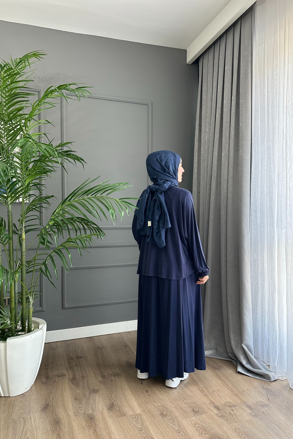 ONİKS MODEL OYSHO ETEKLİ TAKIM  LACİVERT