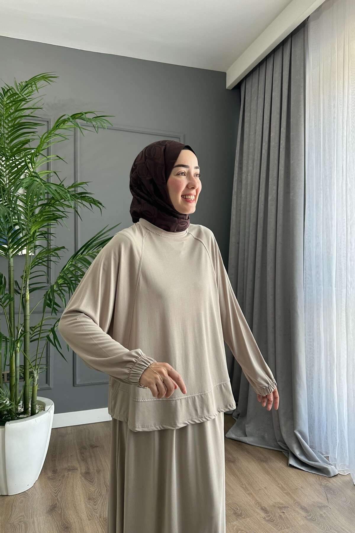 ONİKS MODEL OYSHO ETEKLİ TAKIM TAŞ