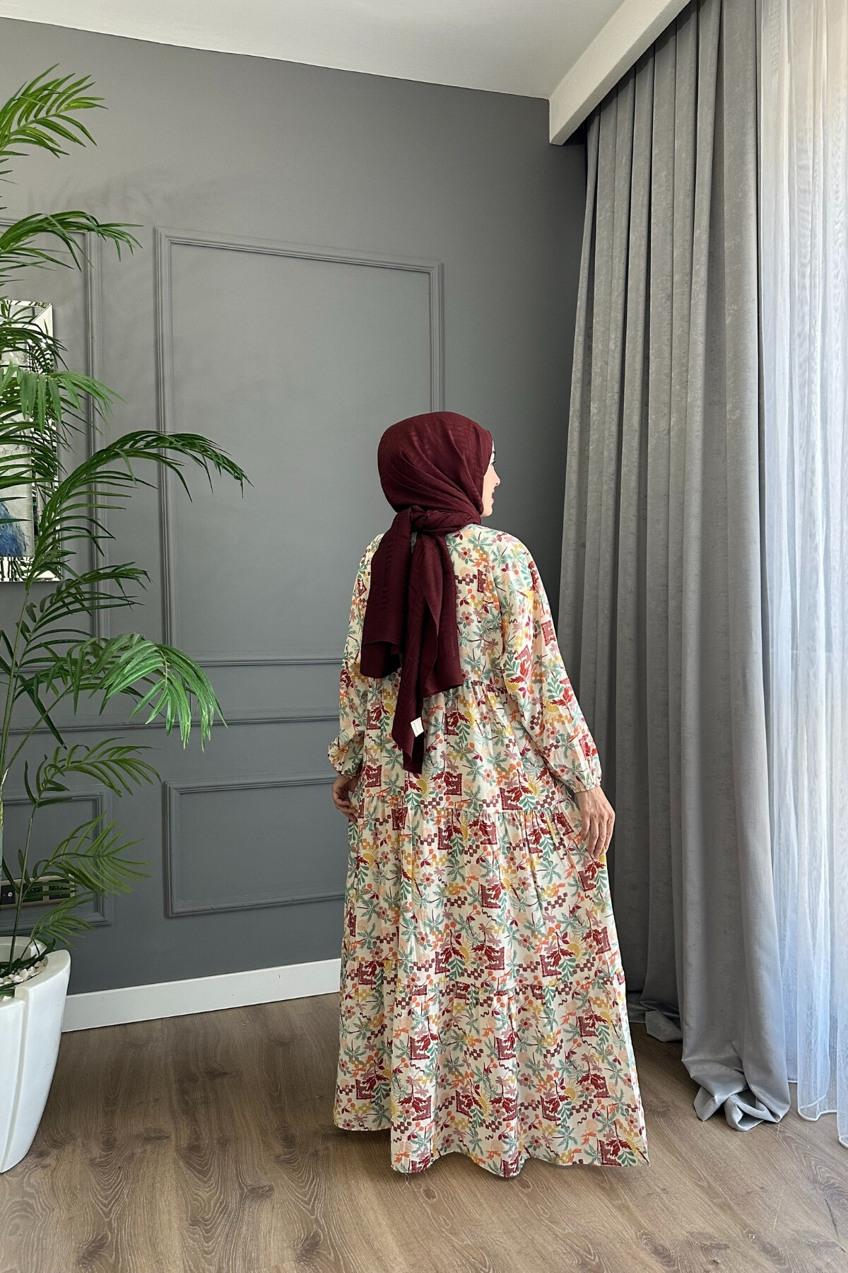 YAPBOZ MODEL MANGO KUMAŞ ELBİSE KIRMIZI