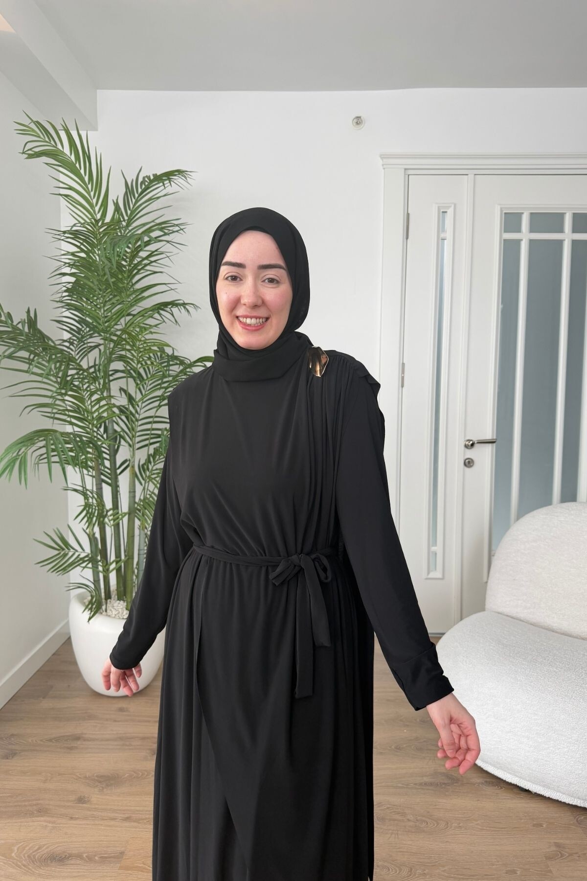 BROŞ DETAYLI SANDY ELBİSE 1513 SİYAH