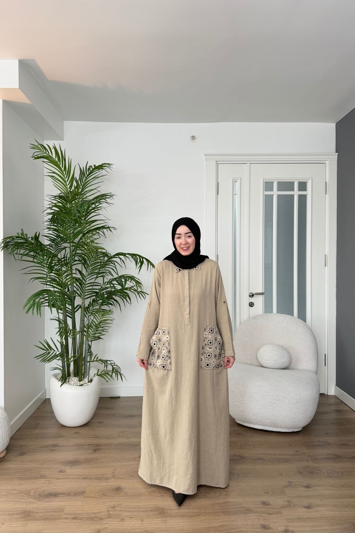 CEP VE YAKA NAKIŞLI PAMUK KETEN ELBİSE 7106 BEJ