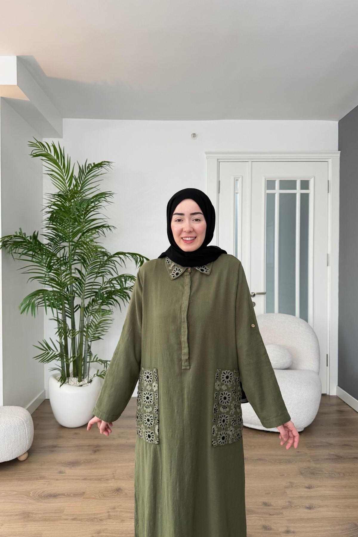 CEP VE YAKA NAKIŞLI PAMUK KETEN ELBİSE 7106 HAKİ