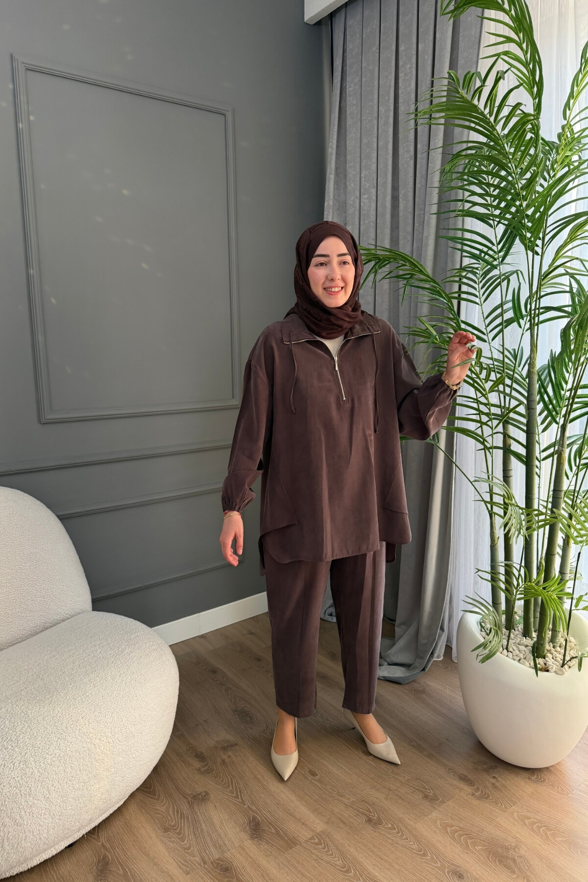 YAKASI FERMUARLI TENSEL TAKIM 4300 KAHVE