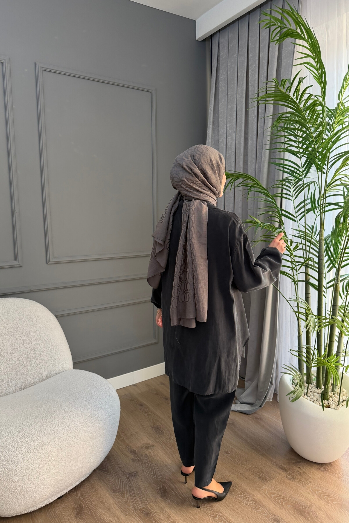 YAKASI FERMUARLI TENSEL TAKIM 4300 SİYAH