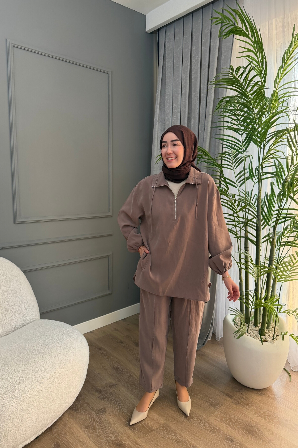 YAKASI FERMUARLI TENSEL TAKIM 4300 VİZON
