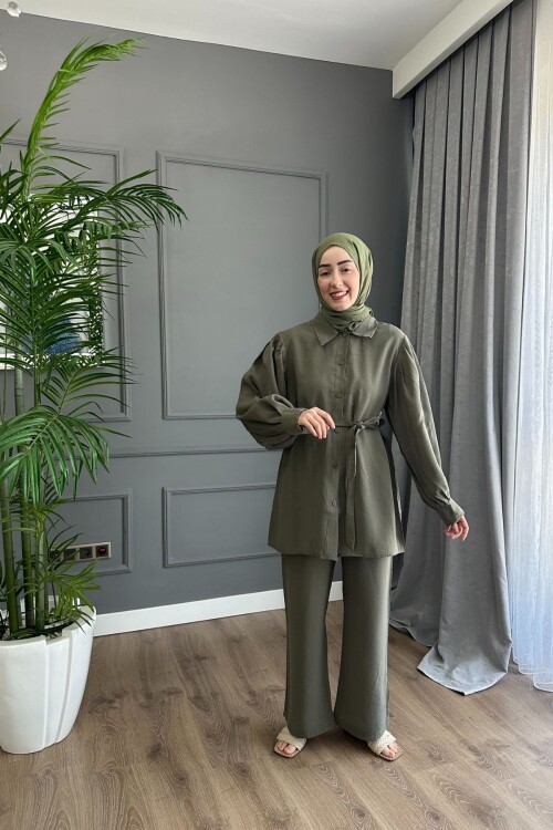 MODAL KUMAŞ DÜĞMELİ TAKIM 3026 HAKİ