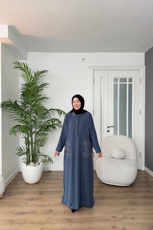 CEP VE YAKA NAKIŞLI PAMUK KETEN ELBİSE 7106 İNDİGO