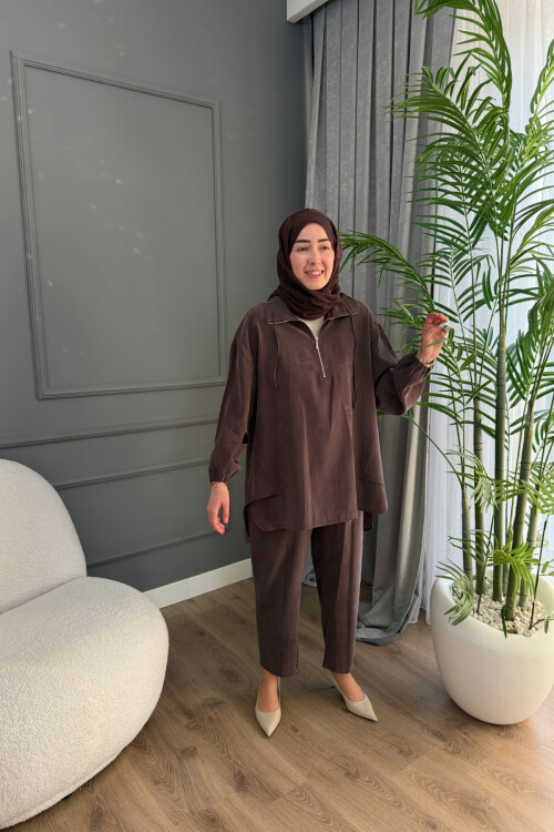 YAKASI FERMUARLI TENSEL TAKIM 4300 KAHVE